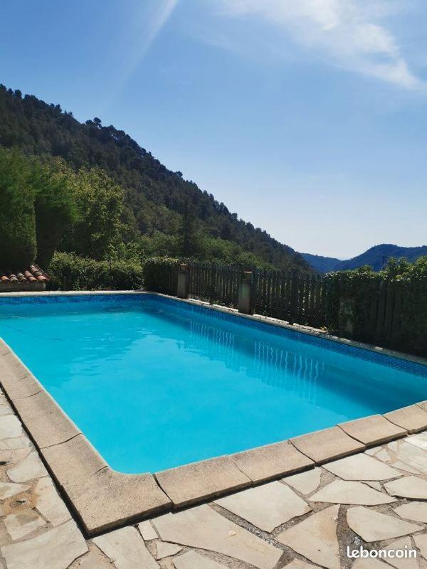Maison A La Campagne Avec Spa Et Piscine Туррет-сюр-Лу Экстерьер фото